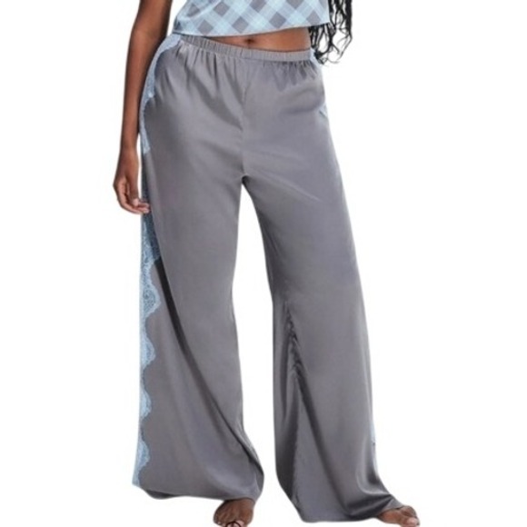Savage X Fenty Pants - NWT! Savage X Fenty‎ Lounge Pants M Gray Lace Trim Wide Leg Elastic Waist Soft